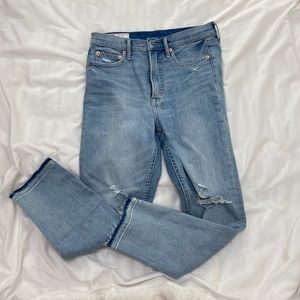 Gap Cigarette high rise light wash denim